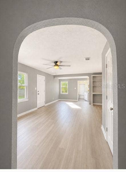 Living Dining Area