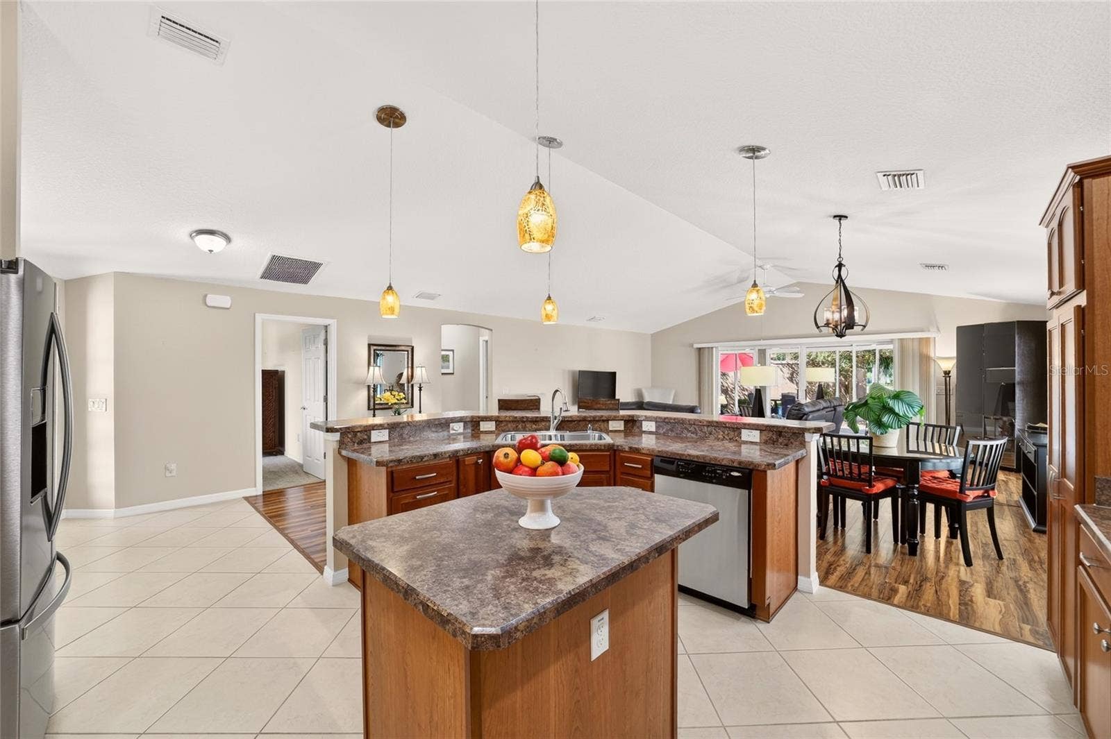 628 BERMUDEZ COURT, The Villages, FL 32162 628 BERMUDEZ COURT, The Villages, FL 32162