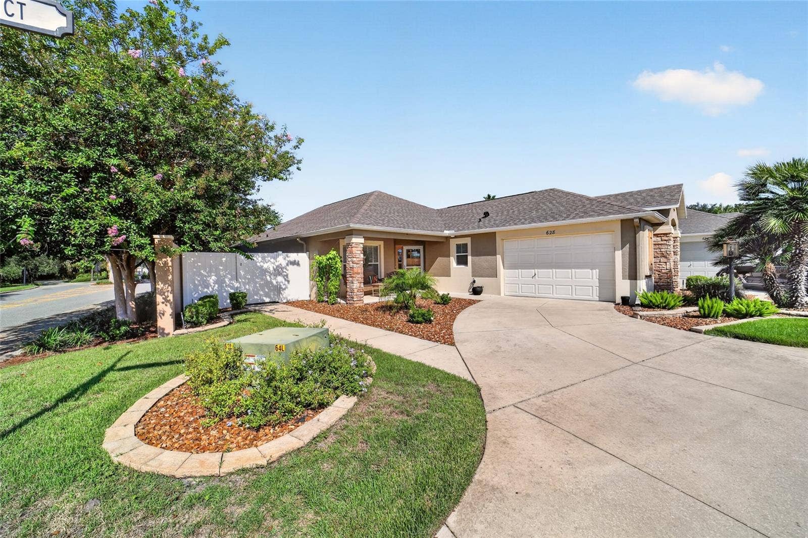 628 BERMUDEZ COURT, The Villages, FL 32162 628 BERMUDEZ COURT, The Villages, FL 32162
