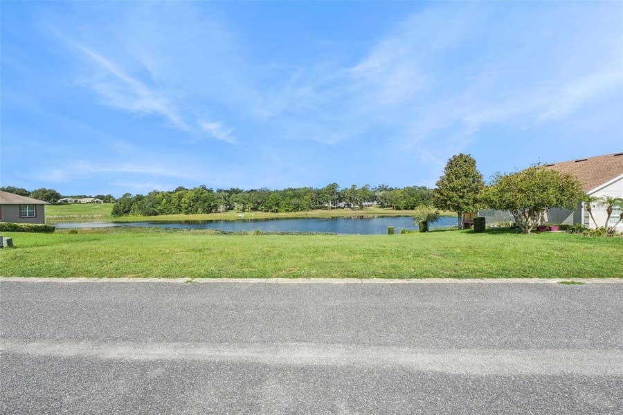 Property photo for 77 FAIRWAY CIRCLE, #101, Umatilla, FL