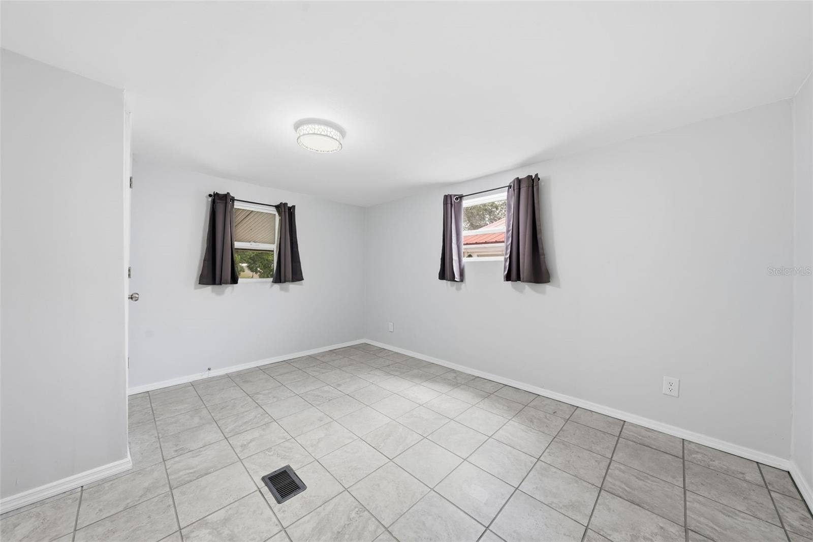 44945 2ND STREET, Deland, FL 32720 44945 2ND STREET, Deland, FL 32720