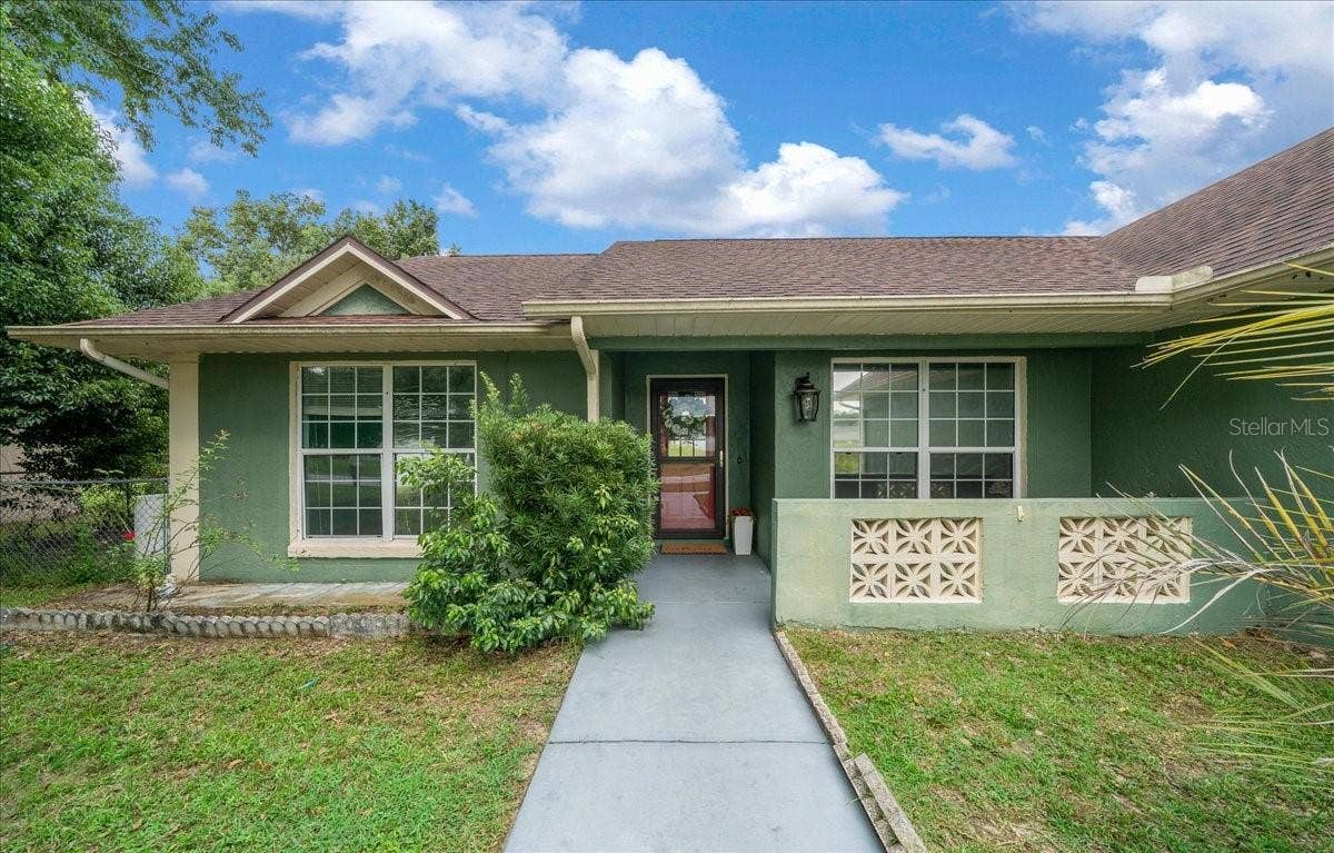 14993 SW 38TH CIRCLE, Ocala, FL 34473 Front Entrance