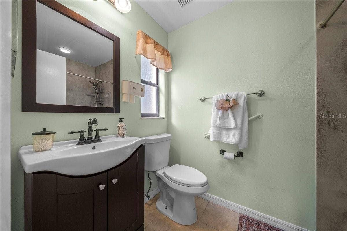 14993 SW 38TH CIRCLE, Ocala, FL 34473 Primary Bathroom