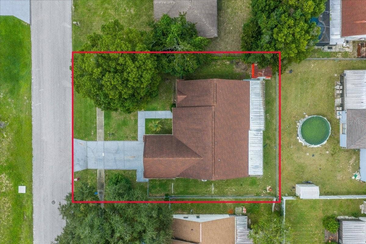 14993 SW 38TH CIRCLE, Ocala, FL 34473 Property Outline