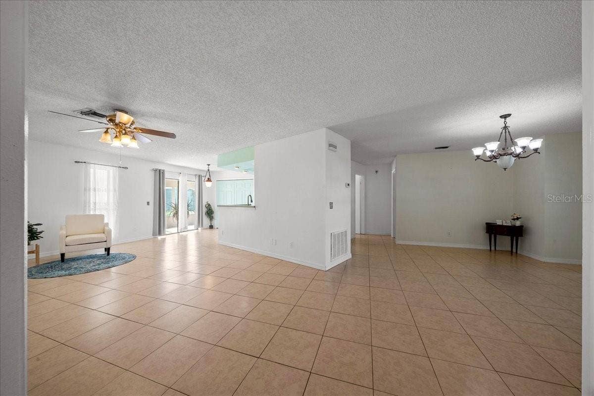 14993 SW 38TH CIRCLE, Ocala, FL 34473 Living Room / Dining Room