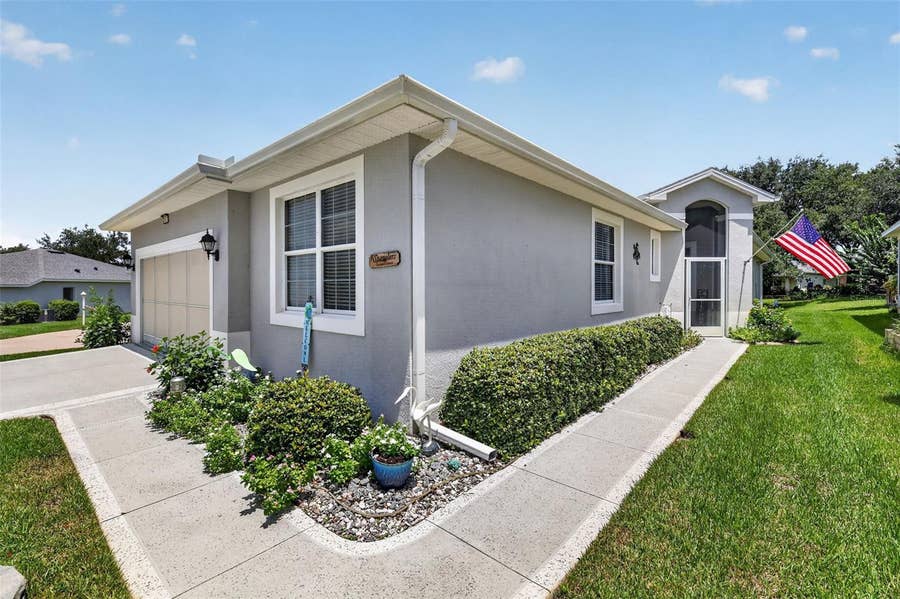 Property photo for 20512 QUEEN ALEXANDRA DRIVE, Leesburg, FL