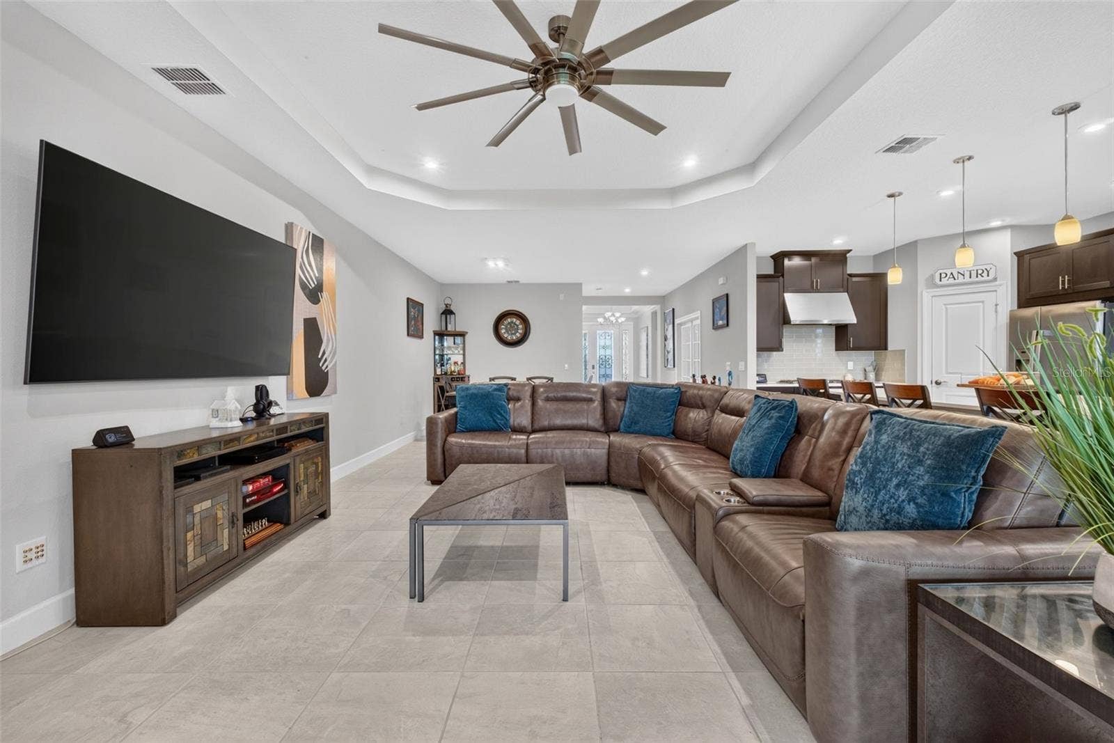 908 BRAEWOOD DRIVE, Clermont, FL 34715 Great Room