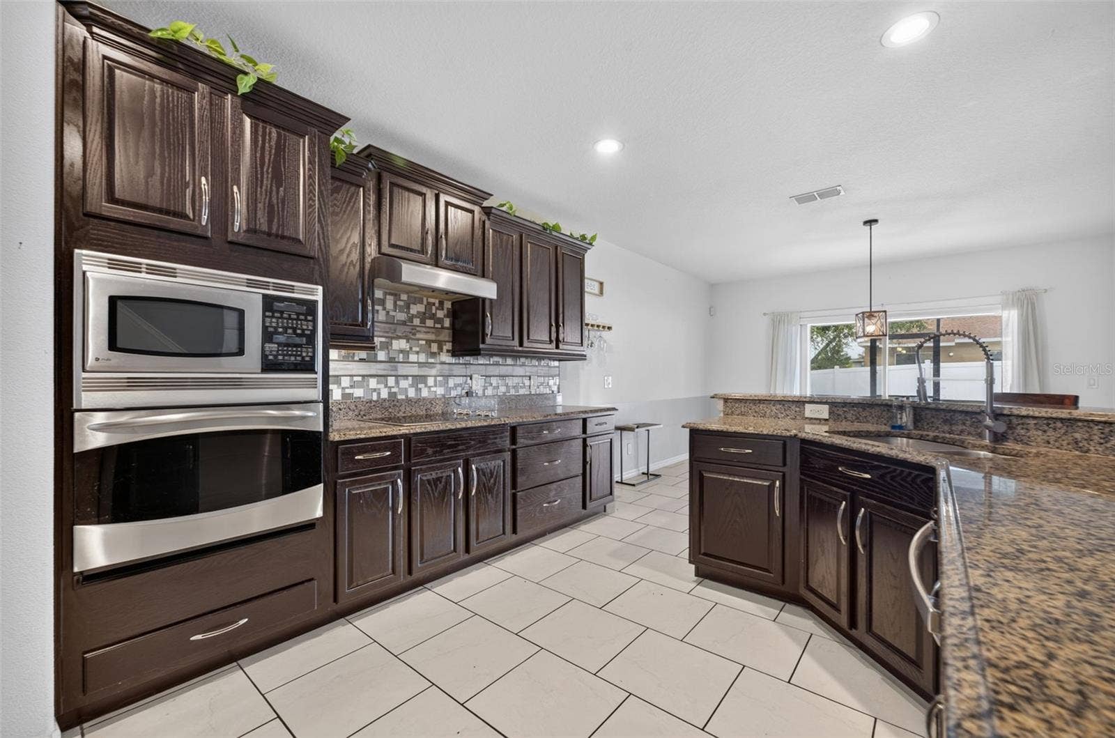 10234 LENOX STREET, Clermont, FL 34711