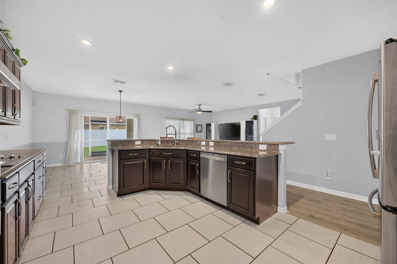 10234 LENOX STREET, Clermont, FL 34711