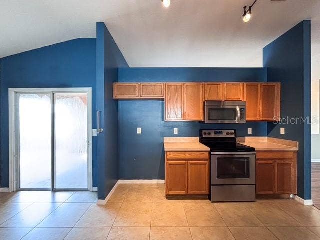 309 GENTLE BREEZE DRIVE, Minneola, FL 34715 kitchen