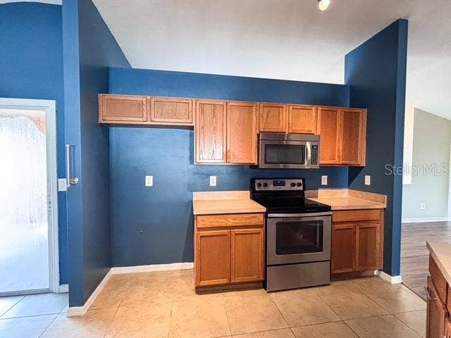 309 GENTLE BREEZE DRIVE, Minneola, FL 34715 kitchen