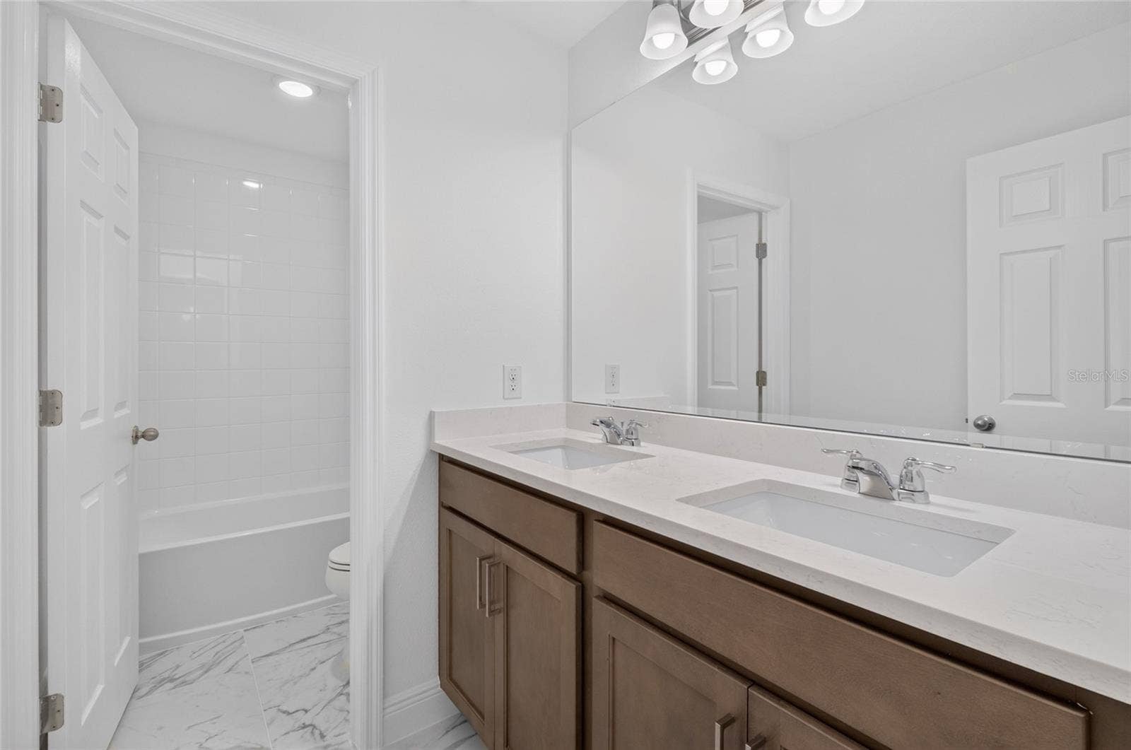 7501 CATANIA LOOP, Clermont, FL 34714 7501 CATANIA LOOP, Clermont, FL 34714