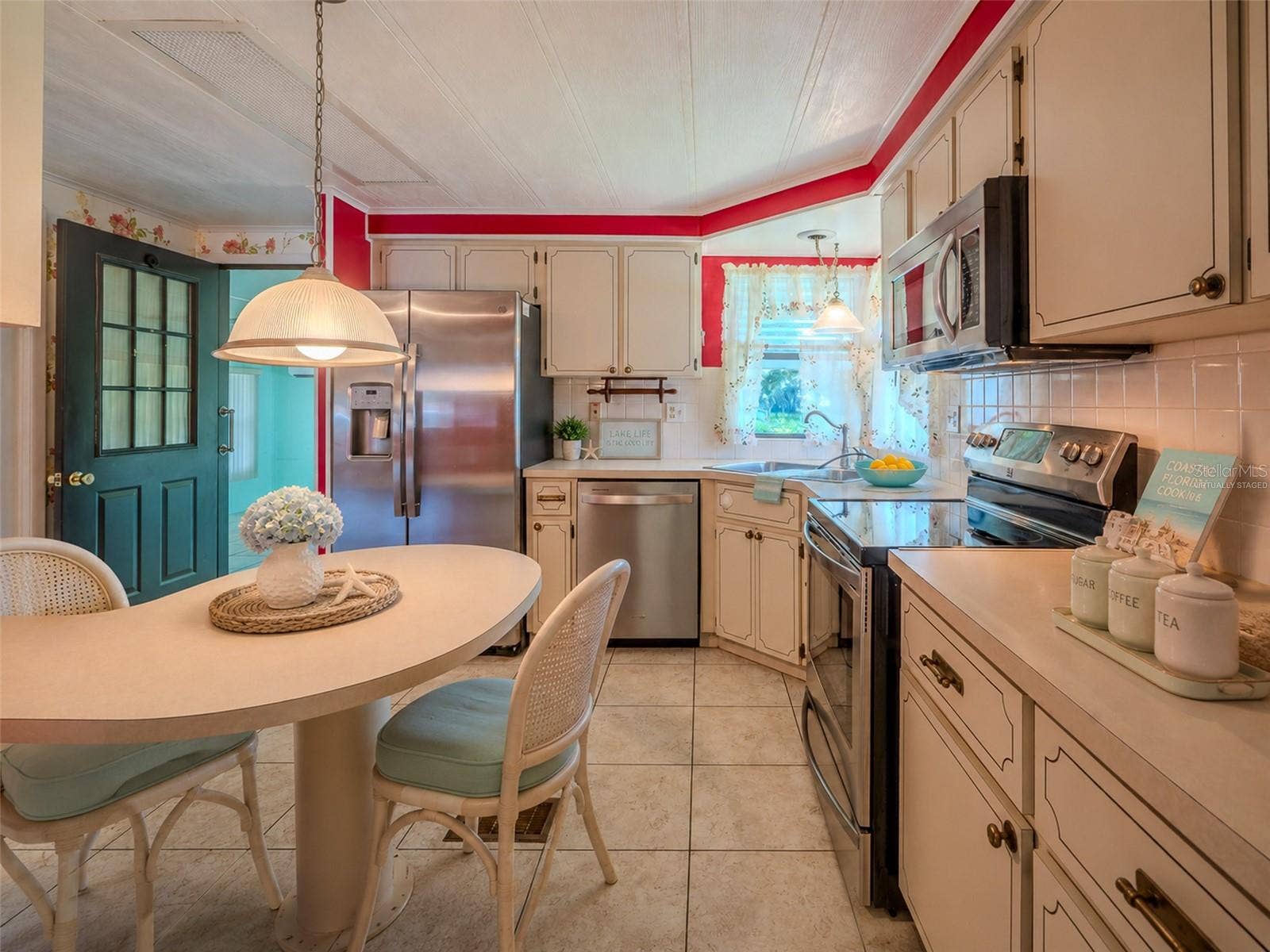 1021 HILLTOP ROAD, Tavares, FL 32778 Kitchen, virtually staged
