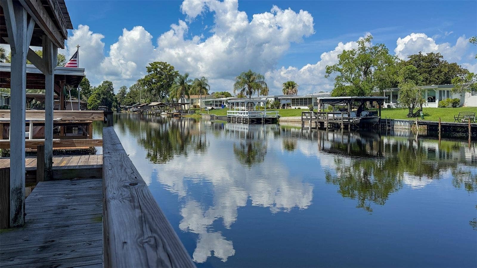 1021 HILLTOP ROAD, Tavares, FL 32778 Canal looking South