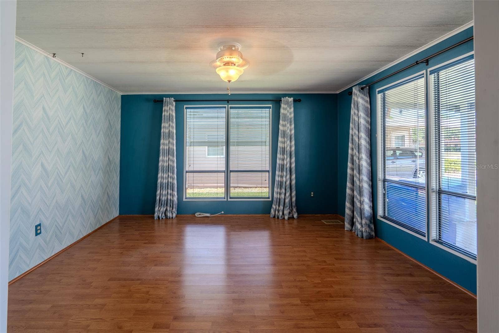 1021 HILLTOP ROAD, Tavares, FL 32778 Office/TV Room