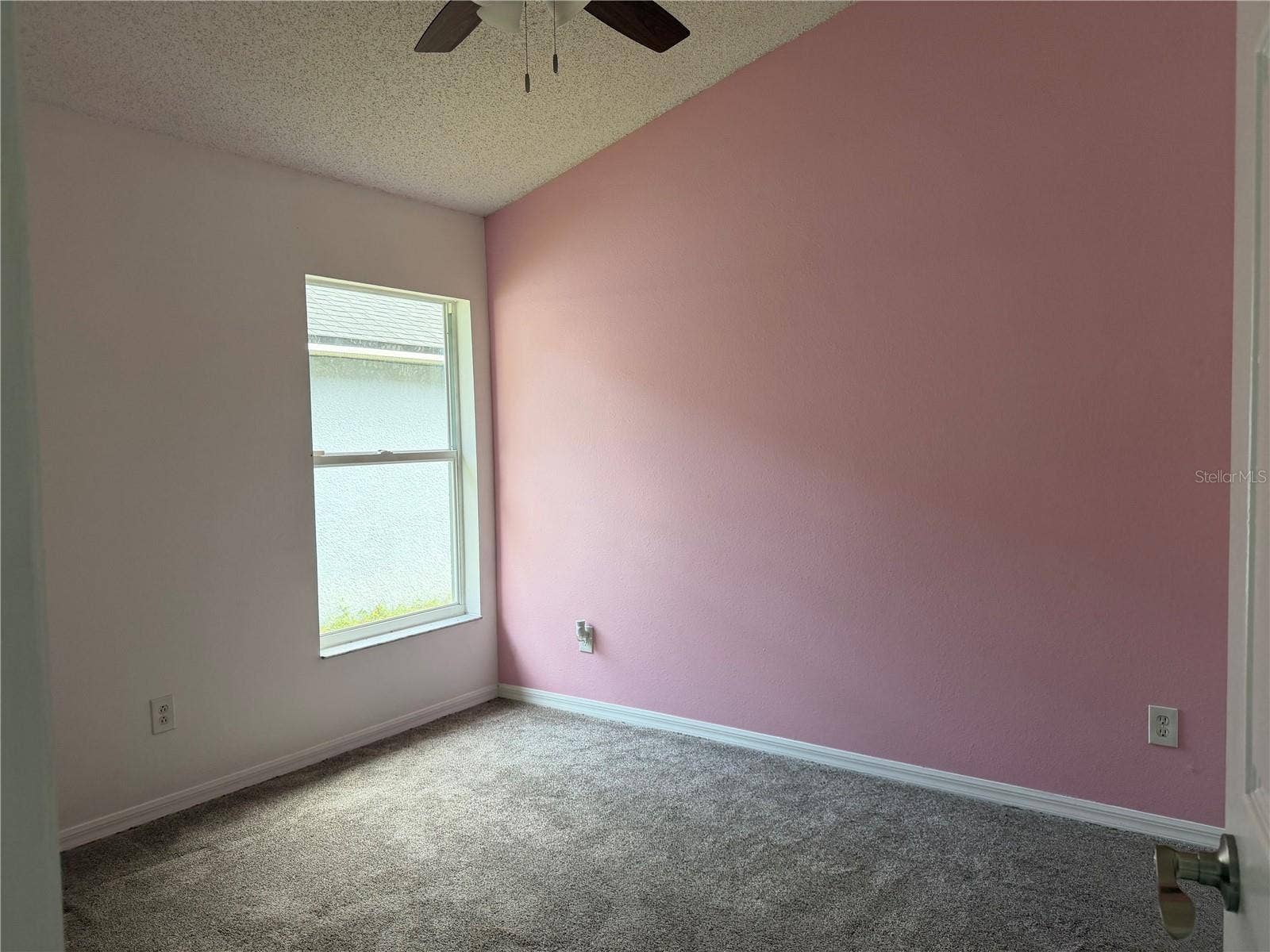 1079 STONEHAM DRIVE, Groveland, FL 34736