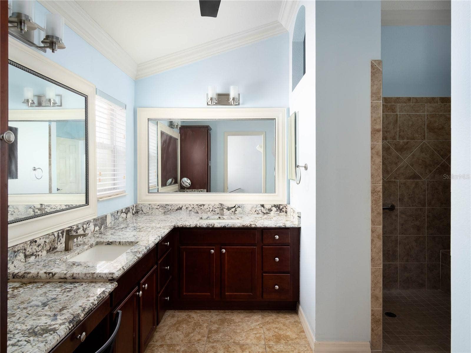 756 ENDICOTT WAY, The Villages, FL 32162 756 ENDICOTT WAY, The Villages, FL 32162