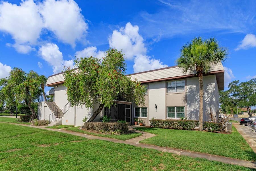 Property photo for 27 WINDTREE LANE, #102, Winter Garden, FL