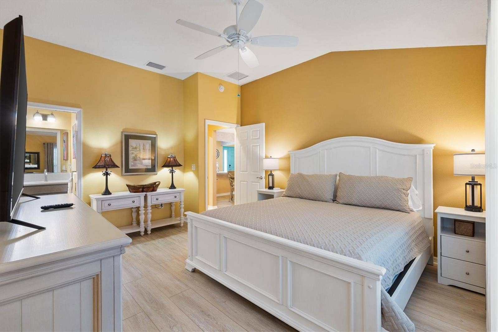 5738 CARLEY LOOP, The Villages, FL 32163 5738 CARLEY LOOP, The Villages, FL 32163