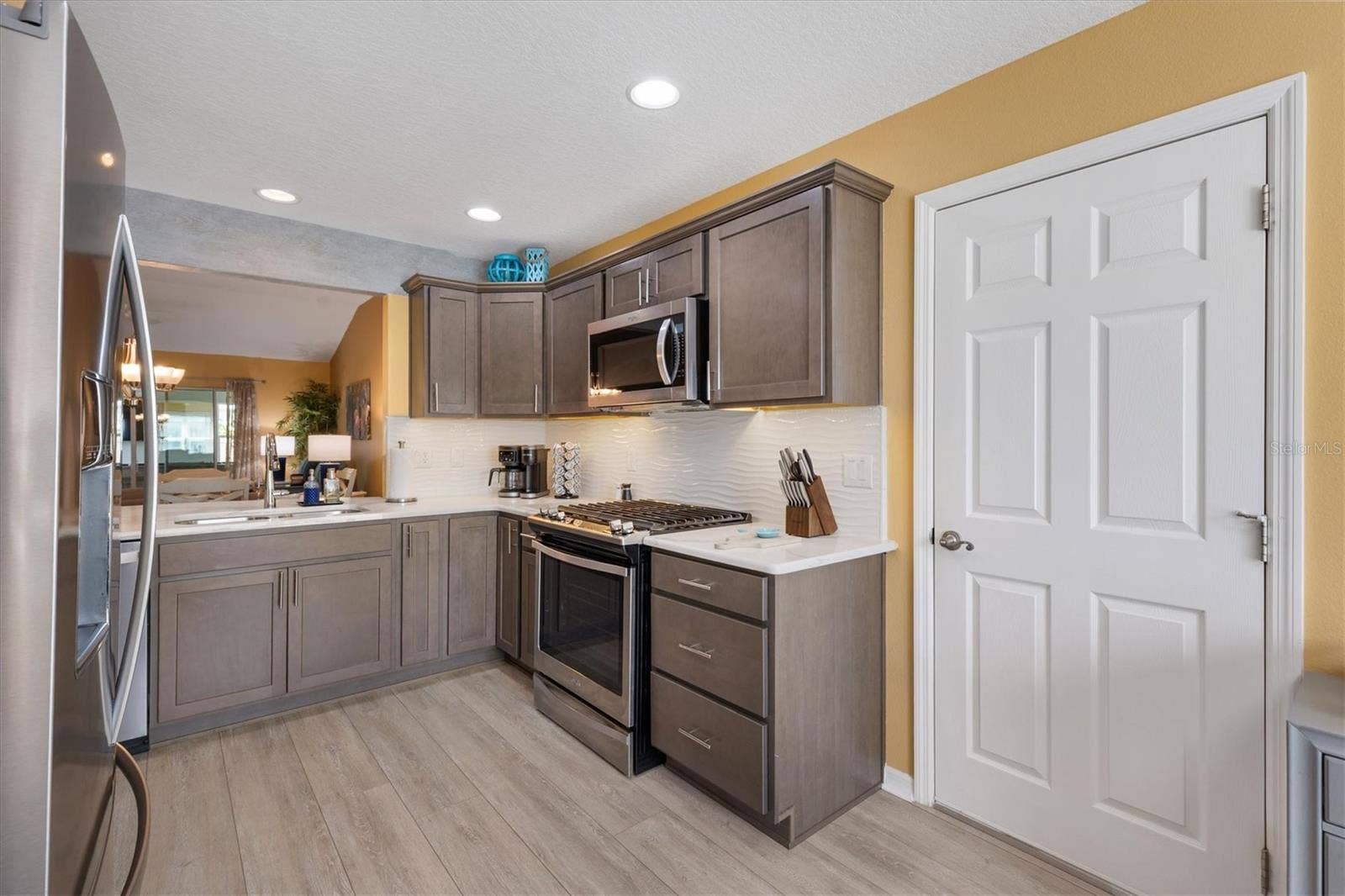 5738 CARLEY LOOP, The Villages, FL 32163 5738 CARLEY LOOP, The Villages, FL 32163