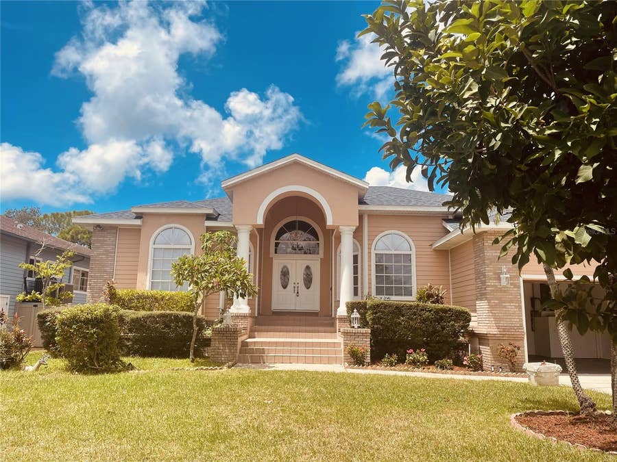 Property photo for 7116 PEBBLE BEACH LANE, Seminole, FL