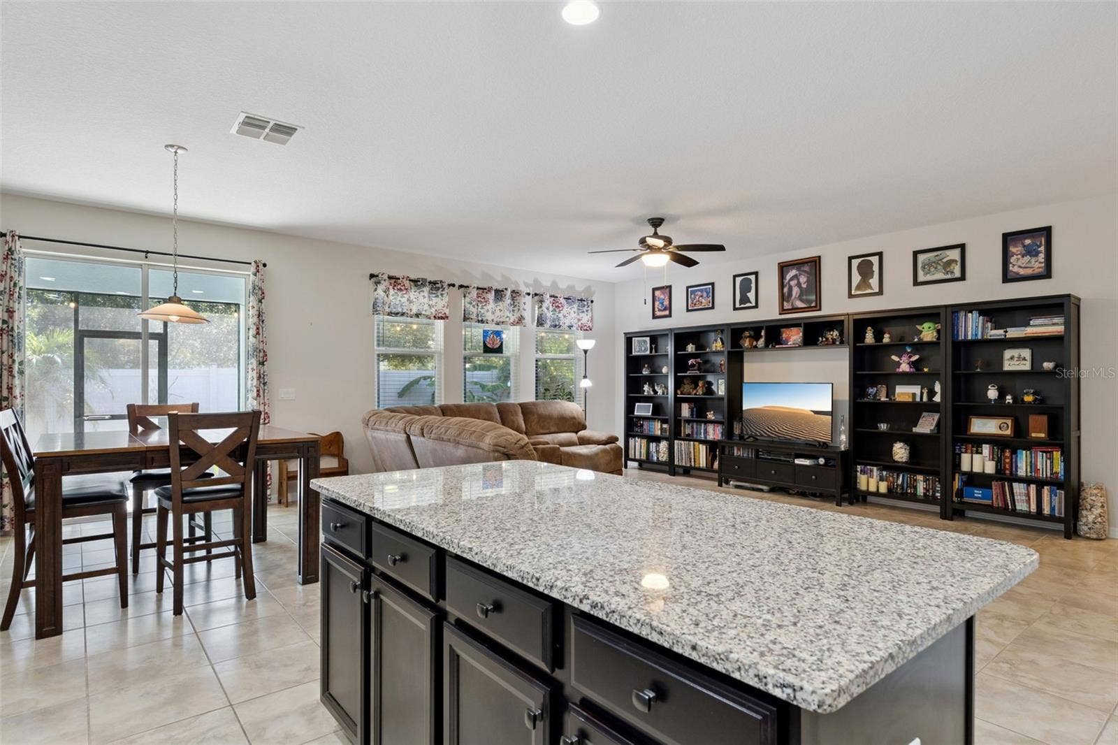 1120 WHITE WATER BAY DRIVE, Groveland, FL 34736 1120 WHITE WATER BAY DRIVE, Groveland, FL 34736