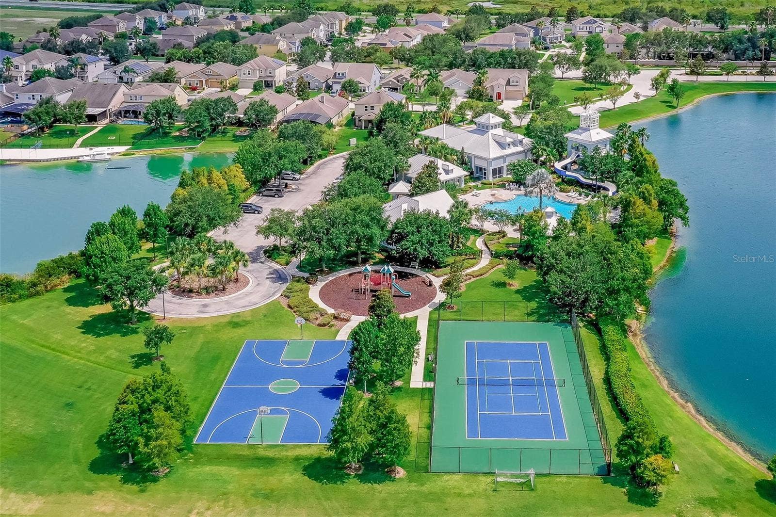 1120 WHITE WATER BAY DRIVE, Groveland, FL 34736 1120 WHITE WATER BAY DRIVE, Groveland, FL 34736