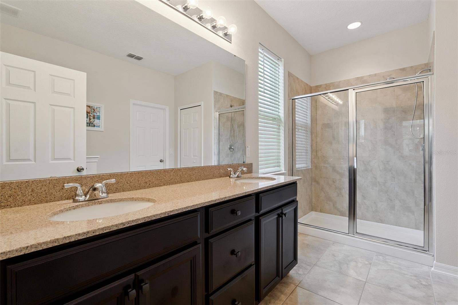 1120 WHITE WATER BAY DRIVE, Groveland, FL 34736 1120 WHITE WATER BAY DRIVE, Groveland, FL 34736