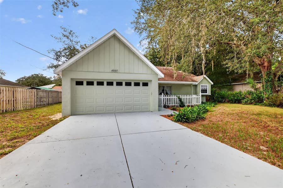 Property photo for 40107 OAKRIDGE DRIVE, Lady Lake, FL