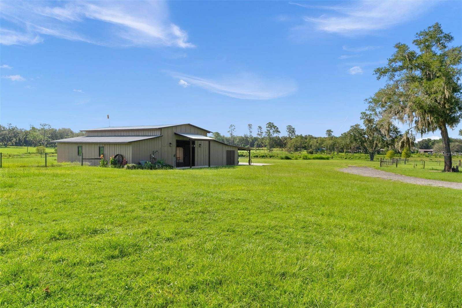 16215 DOUGLAS ROAD, Groveland, FL 34736