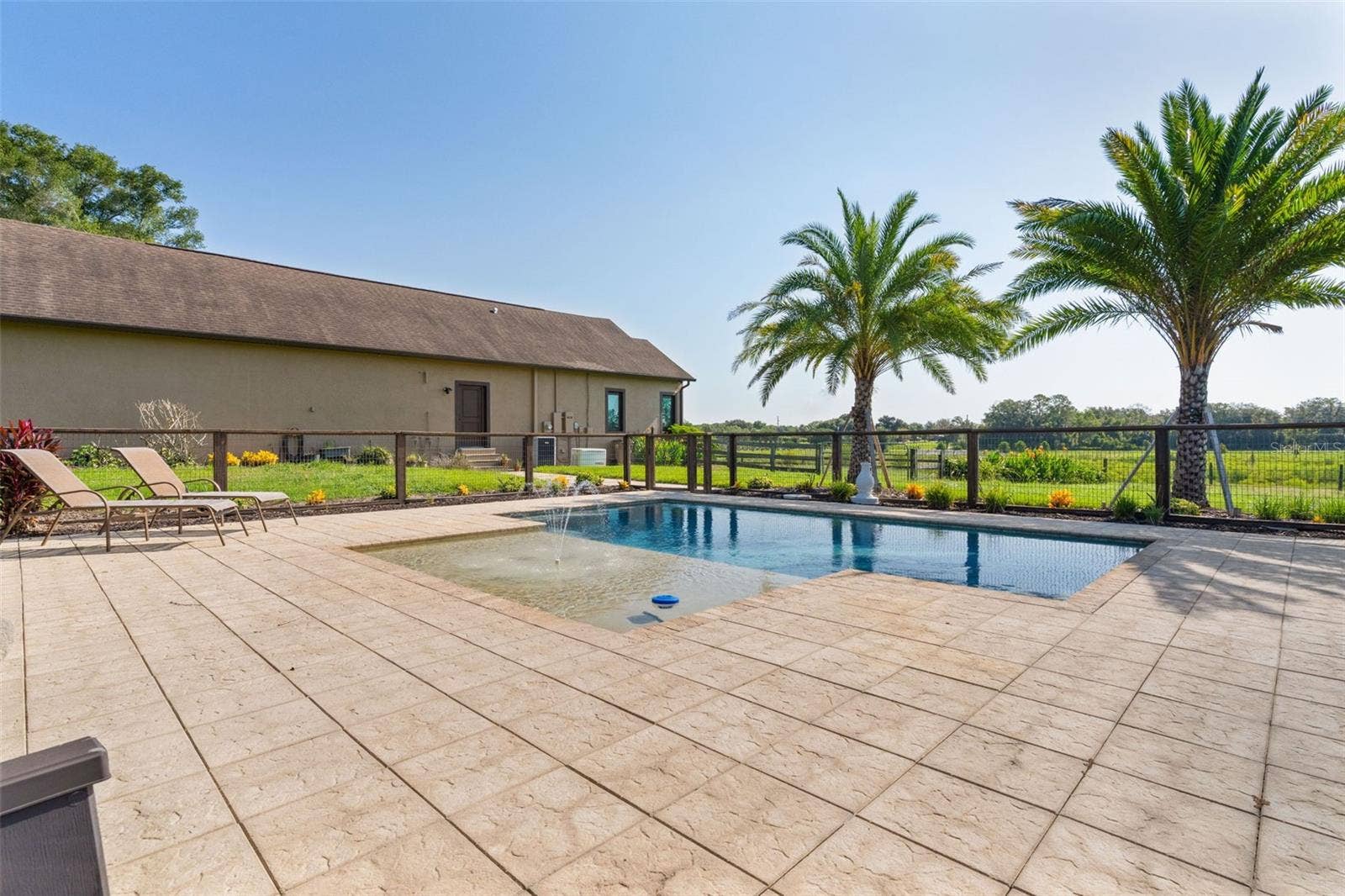 16215 DOUGLAS ROAD, Groveland, FL 34736