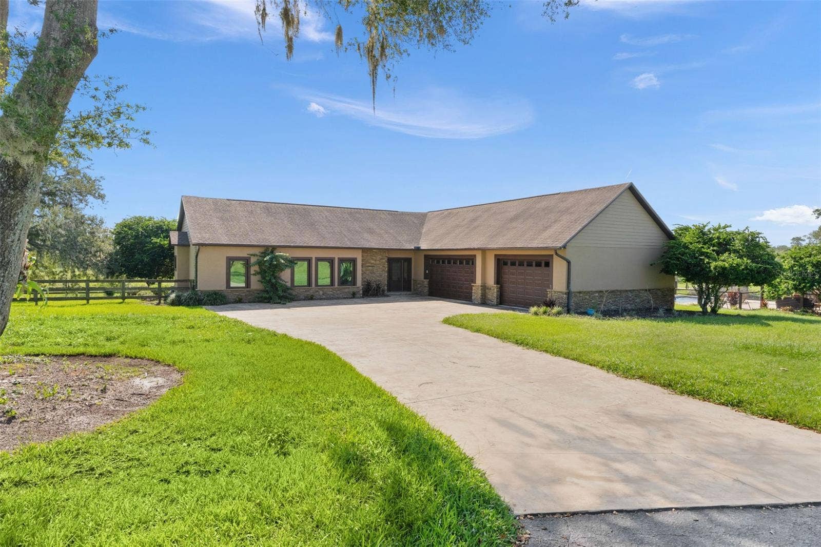 16215 DOUGLAS ROAD, Groveland, FL 34736