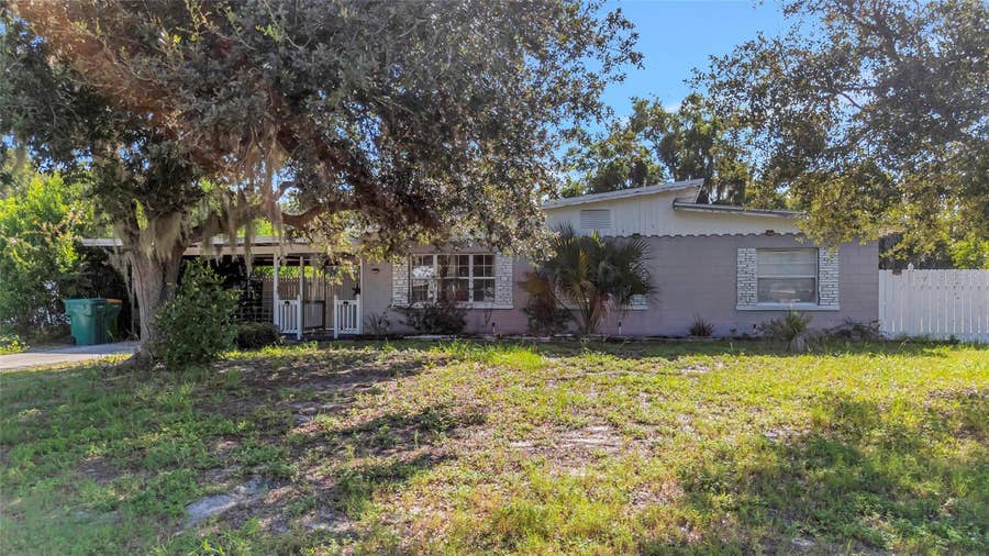 Property photo for 809 DONNELLY STREET, Eustis, FL