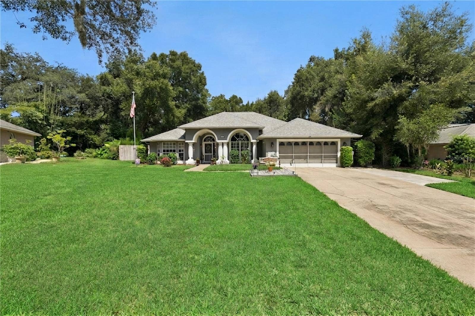 33440 LAKE BEND CIRCLE, Leesburg, FL 34788