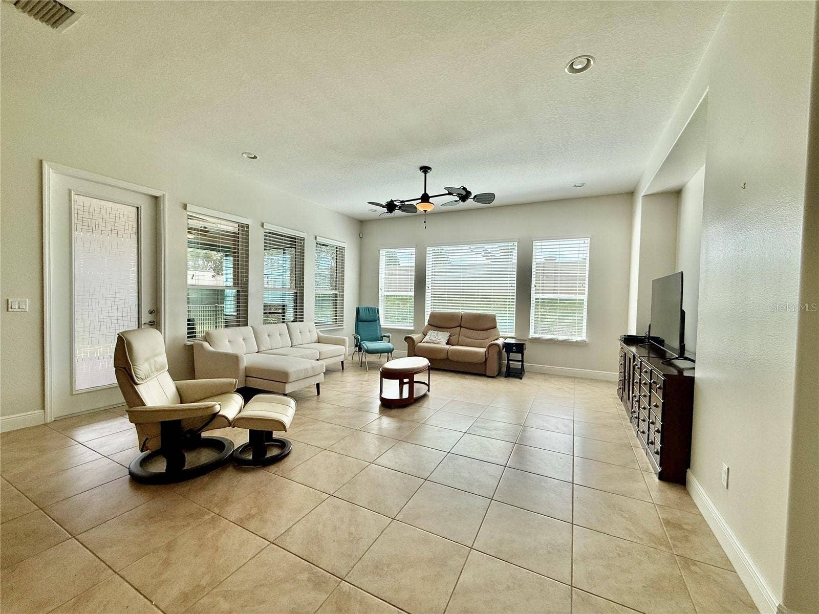 243 SILVER MAPLE ROAD, Groveland, FL 34736 243 SILVER MAPLE ROAD, Groveland, FL 34736