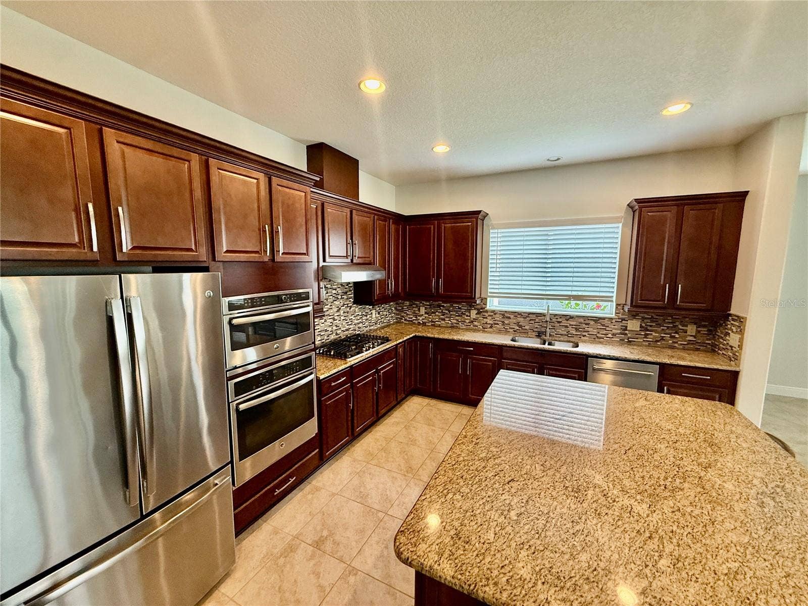 243 SILVER MAPLE ROAD, Groveland, FL 34736 243 SILVER MAPLE ROAD, Groveland, FL 34736