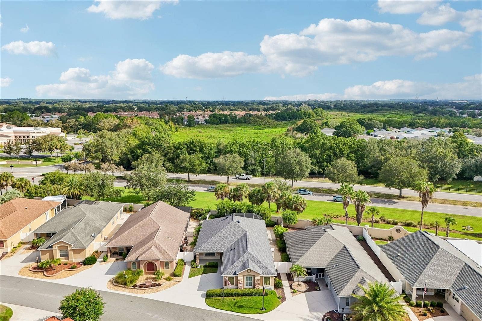 583 ARTEAGA WAY, The Villages, FL 32162 Elevated Front