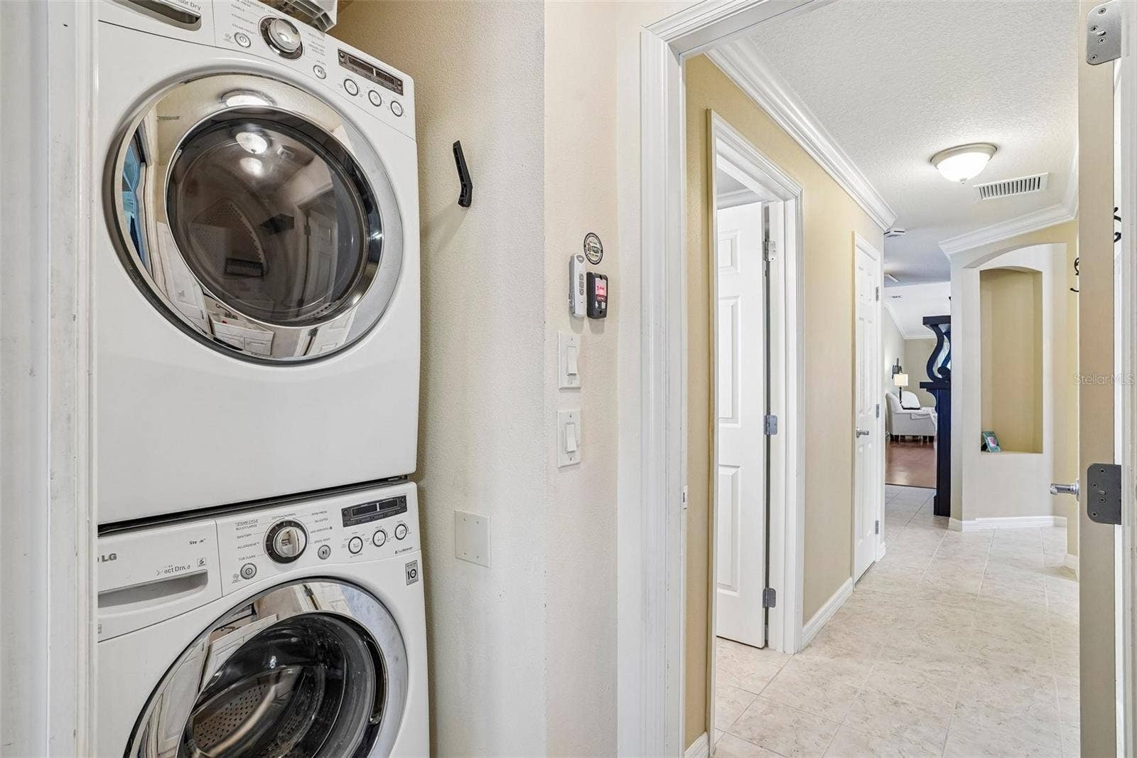 583 ARTEAGA WAY, The Villages, FL 32162 Laundry Room