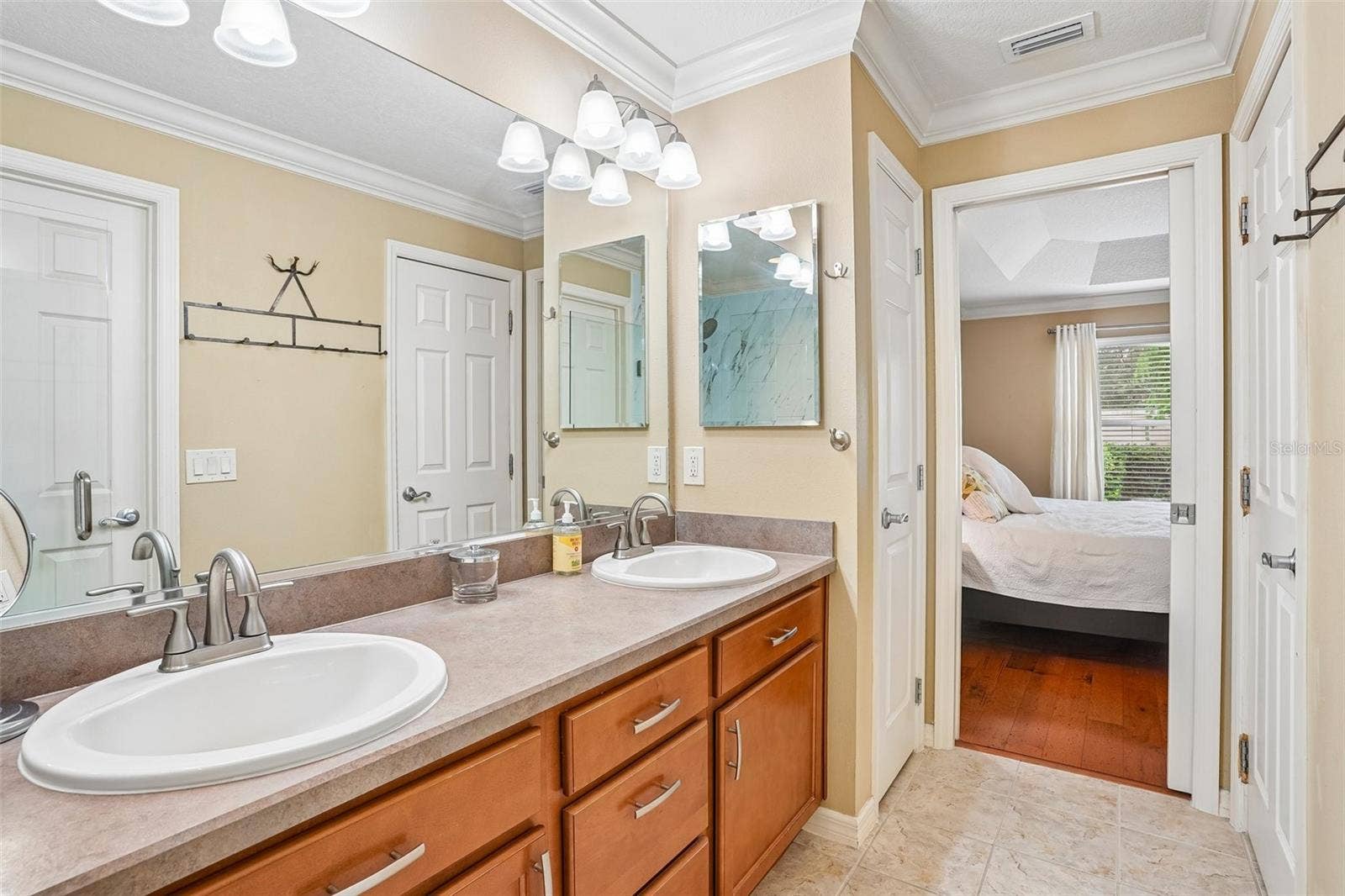 583 ARTEAGA WAY, The Villages, FL 32162 Master Bath