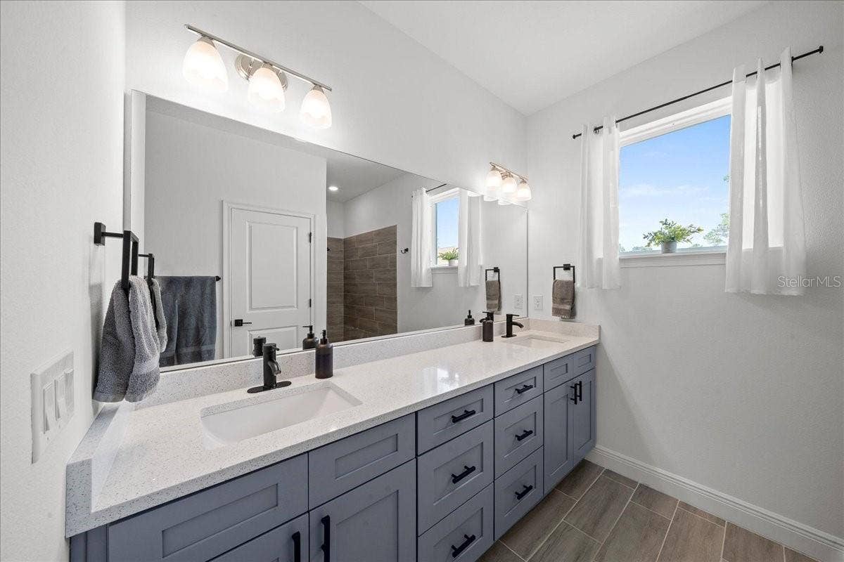 16373 SW 48TH CIRCLE, Ocala, FL 34473