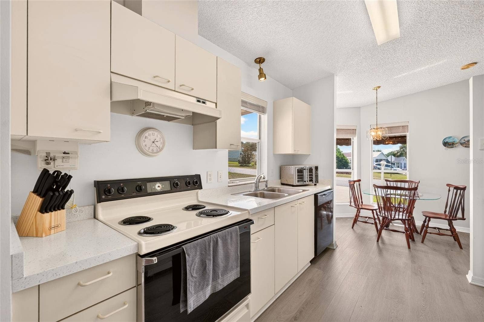 1207 PALMETTO DRIVE, The Villages, FL 32159 Kitchen