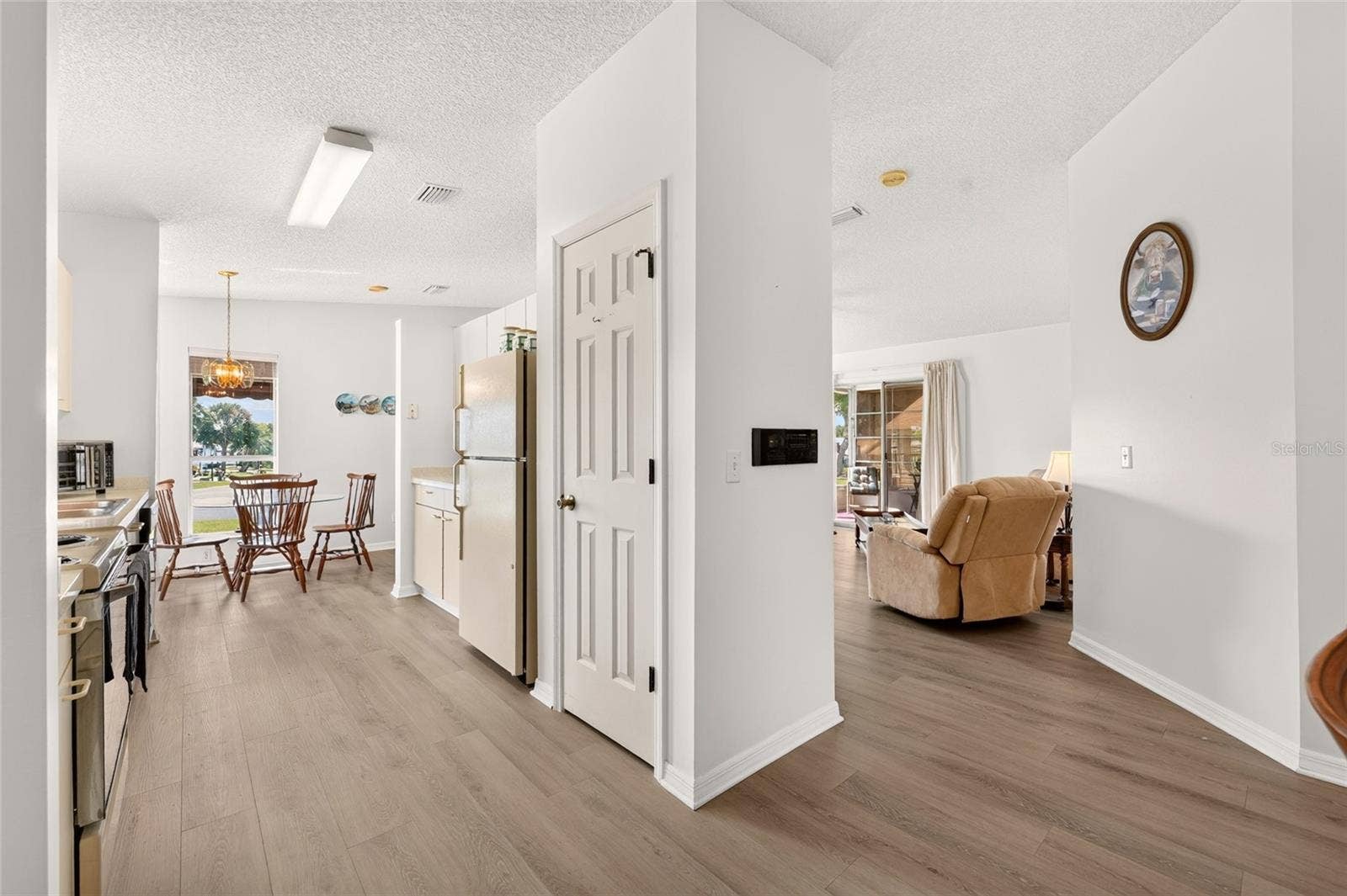 1207 PALMETTO DRIVE, The Villages, FL 32159 Semi Open Floor Plan