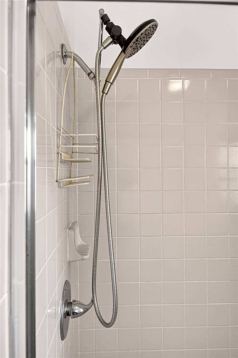 1207 PALMETTO DRIVE, The Villages, FL 32159 Detachable Shower Head