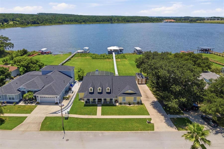 Property photo for 3716 BAYSHORE CIRCLE, Tavares, FL