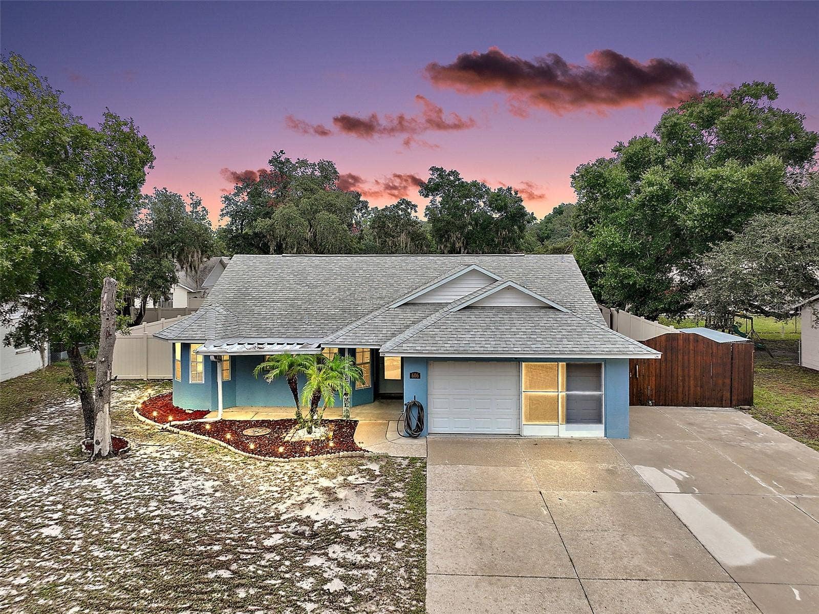606 CRICKET HOLLOW LANE, Eustis, FL 32726