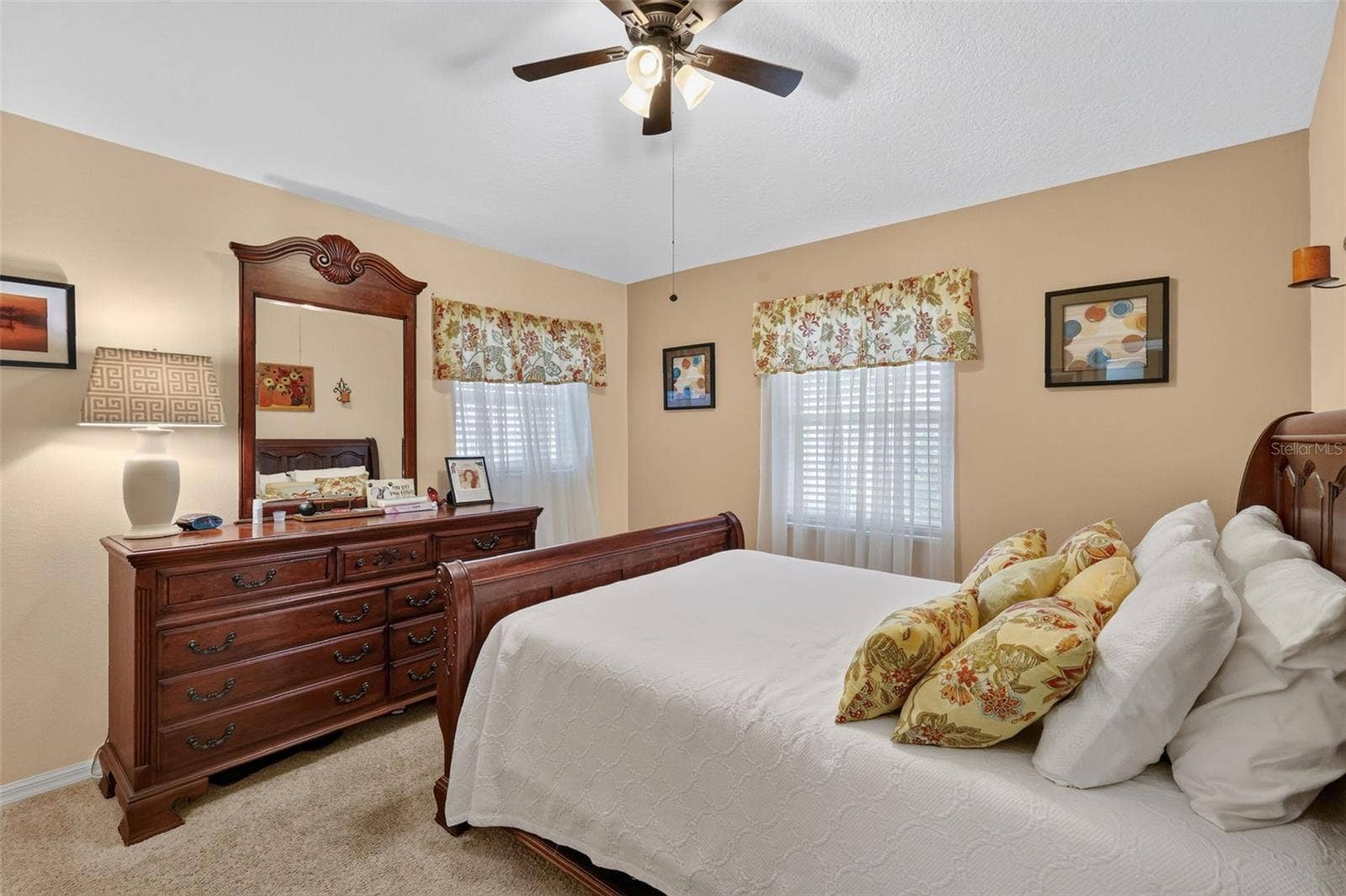 5704 KING JAMES AVENUE, Leesburg, FL 34748 5704 KING JAMES AVENUE, Leesburg, FL 34748