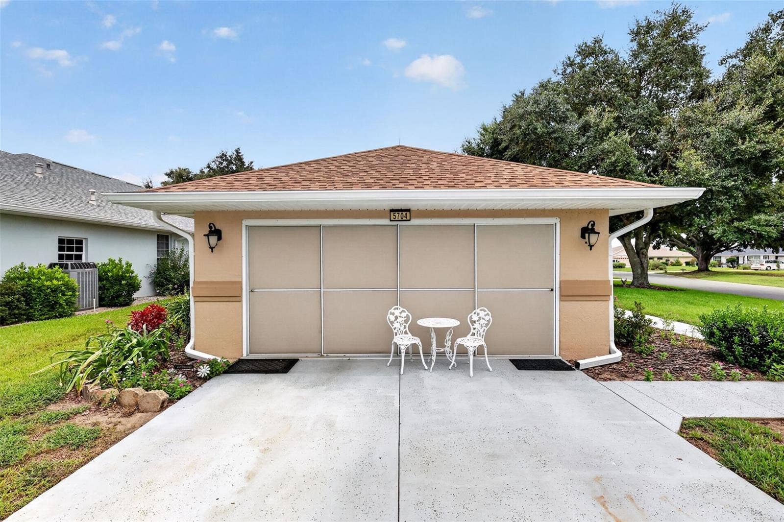 5704 KING JAMES AVENUE, Leesburg, FL 34748 5704 KING JAMES AVENUE, Leesburg, FL 34748
