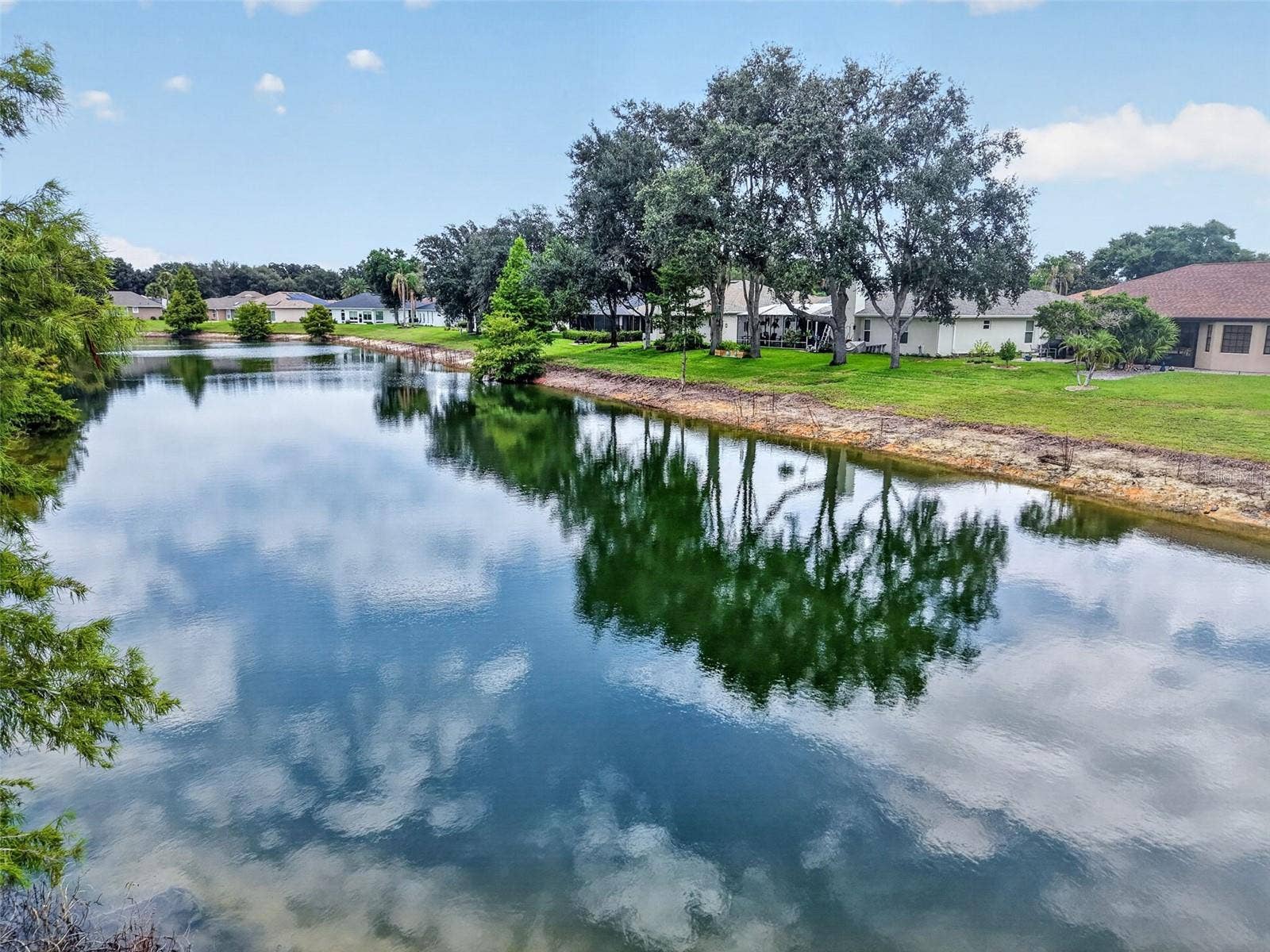 5704 KING JAMES AVENUE, Leesburg, FL 34748 5704 KING JAMES AVENUE, Leesburg, FL 34748