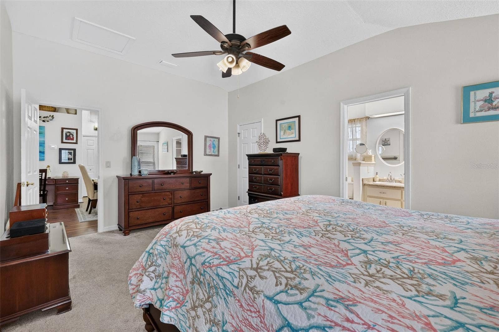 5704 KING JAMES AVENUE, Leesburg, FL 34748 5704 KING JAMES AVENUE, Leesburg, FL 34748