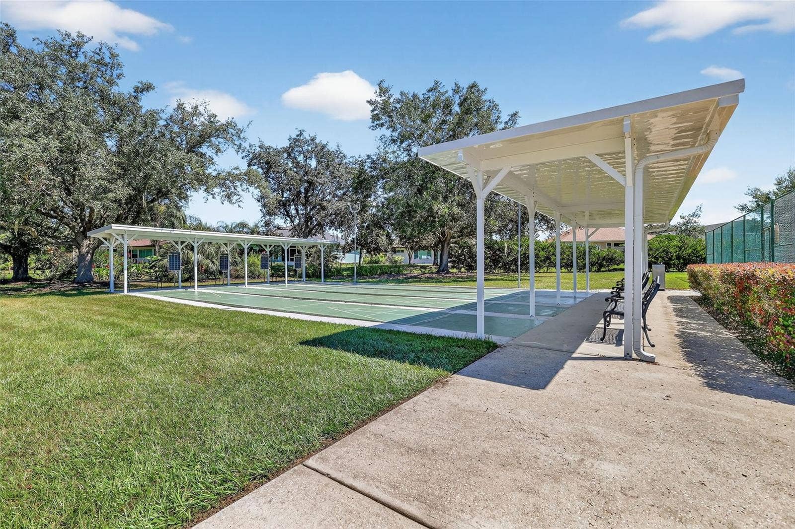 5704 KING JAMES AVENUE, Leesburg, FL 34748 5704 KING JAMES AVENUE, Leesburg, FL 34748